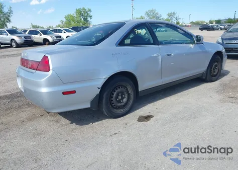 2001 Honda Accord 2.3 Lx z USA, uszkodzony, nr VIN 1HGCG32471A019250